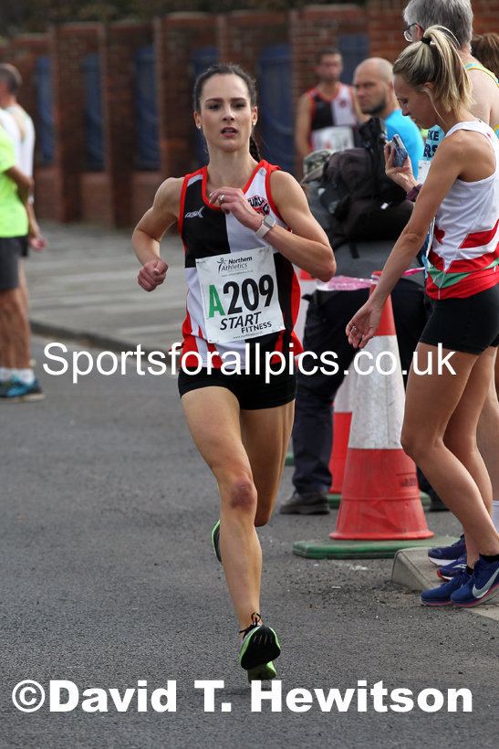 Senior womens 4 stage relay, 2021 Northern 6 and 4 Stage and Young Athletes Road Relays, Redcar. Photo: David T. Hewitson/Sports for All Pics